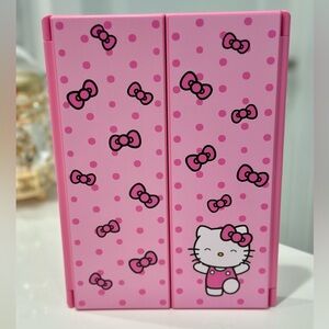 NEW! 🎀HELLO KITTY TRIFOLD LED MAKEUP MIRROR🎀
